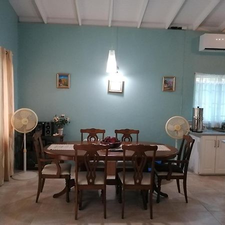 Bacolet Oasis Villa Scarborough Ngoại thất bức ảnh